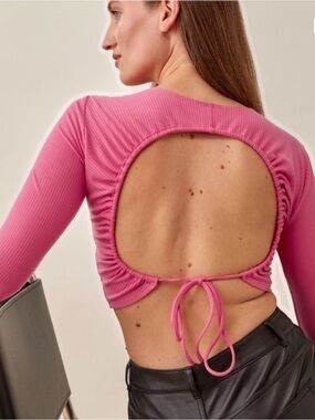 Reformation Casey Crop Top Size S Hot Pink Open Back Cutout Ribbed Long Sleeve
